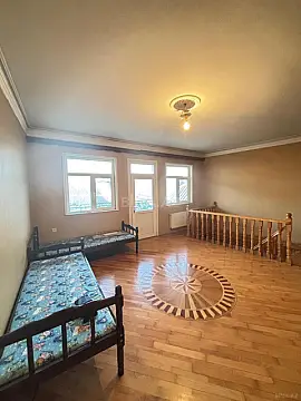 Satılır 4 otaqlı həyət evi 111 m² — Xırdalan 4 otaq 111.00 m²