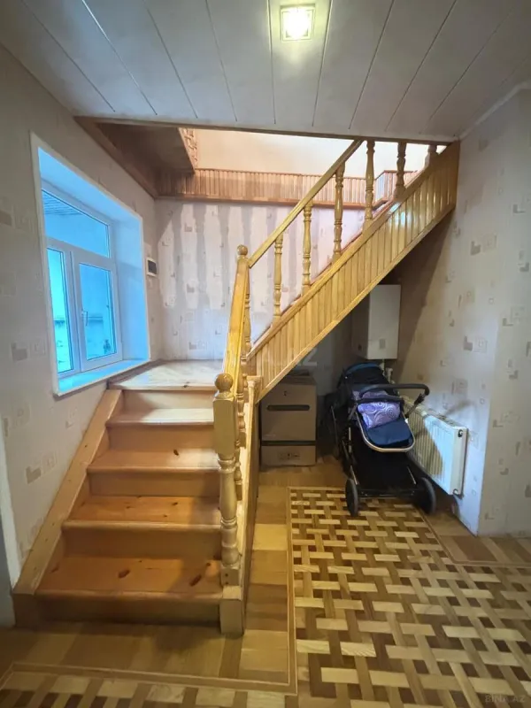 Satılır 4 otaqlı həyət evi 111 m²