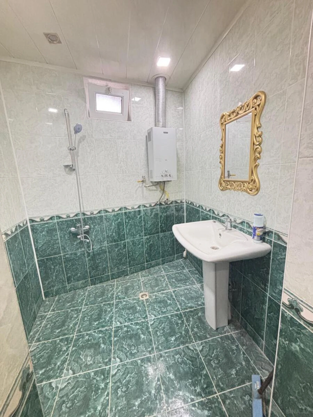 Satılır 4 otaqlı həyət evi 111 m²