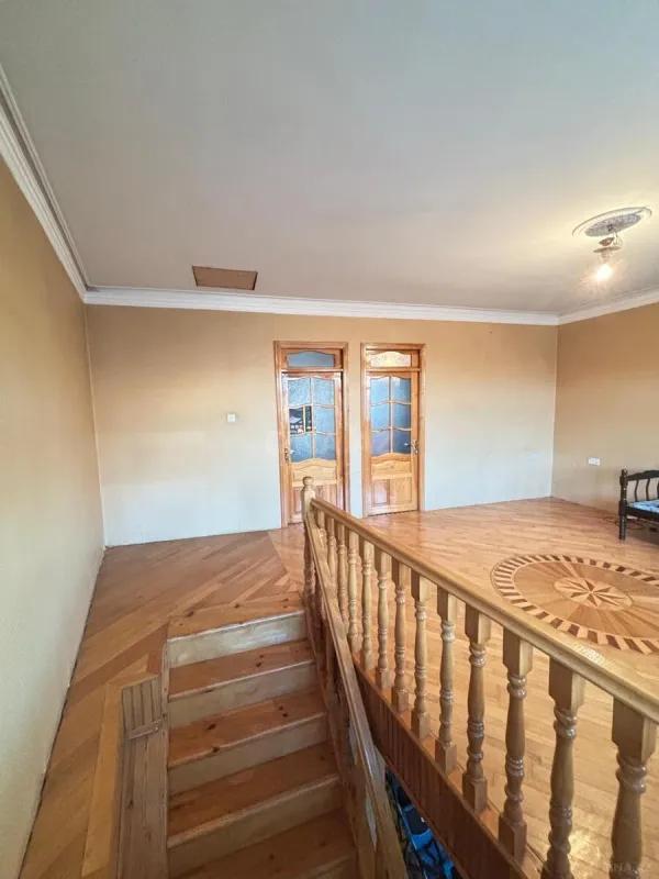 Satılır 4 otaqlı həyət evi 111 m²