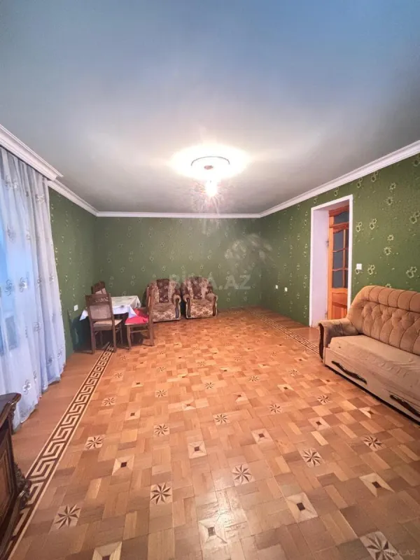 Satılır 4 otaqlı həyət evi 111 m²