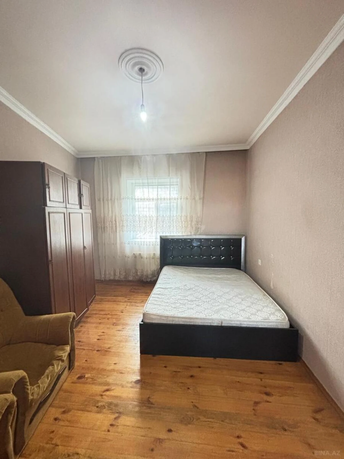 Satılır 4 otaqlı həyət evi 111 m²