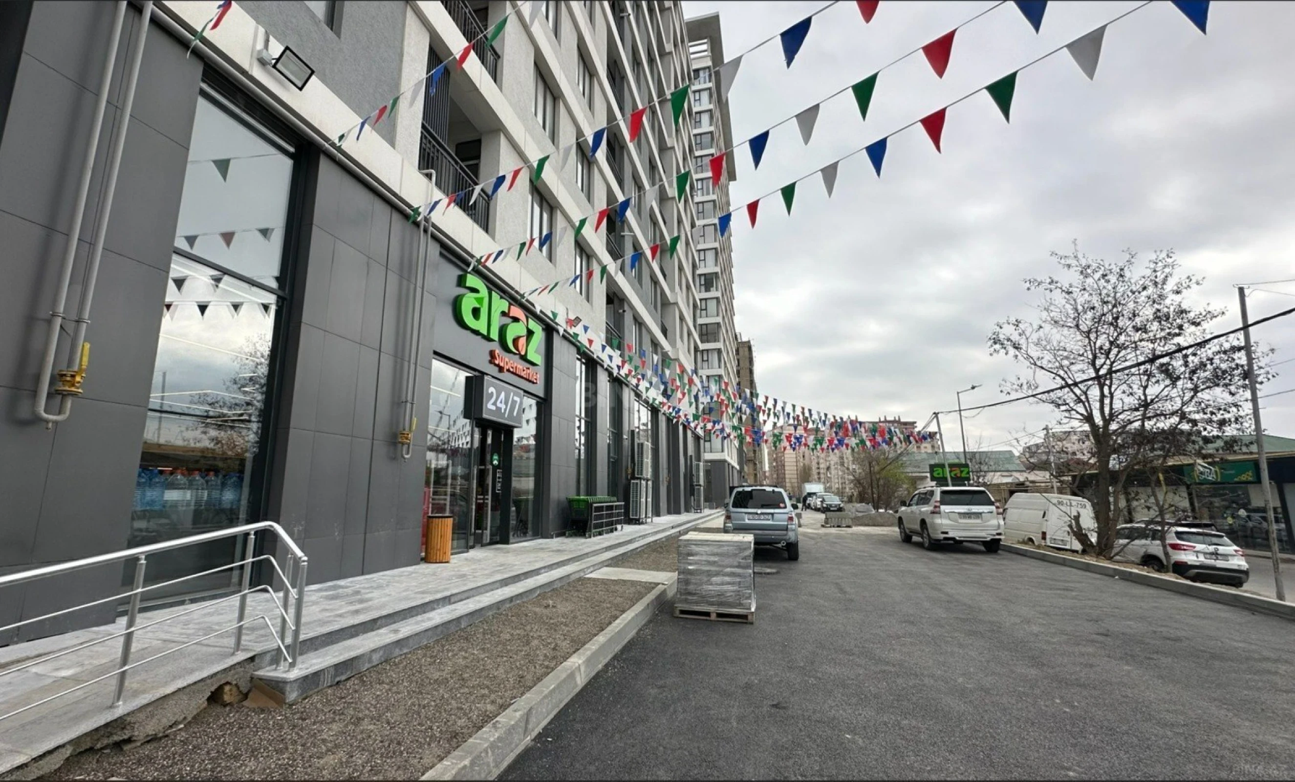 Kirayə verilir obyekt 103 m²