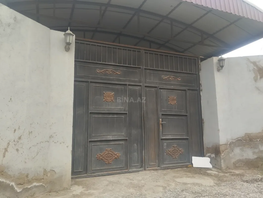 Satılır 4 otaqlı həyət evi 120 m²