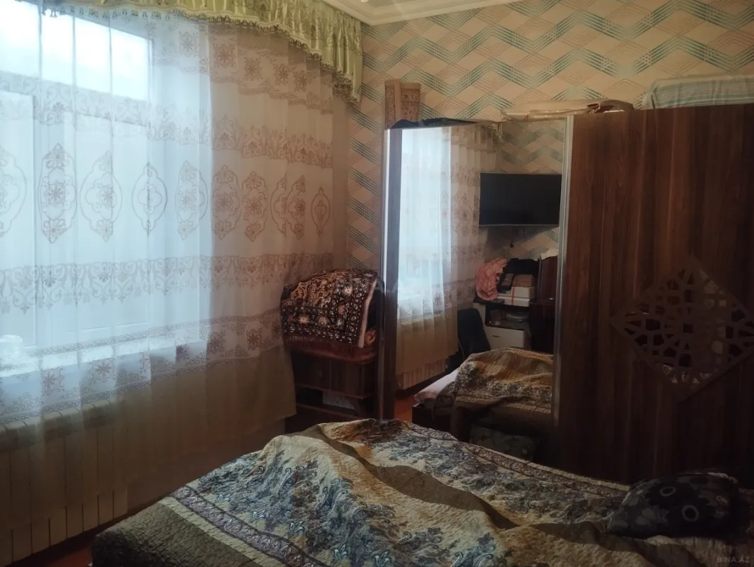 Satılır 4 otaqlı həyət evi 120 m²