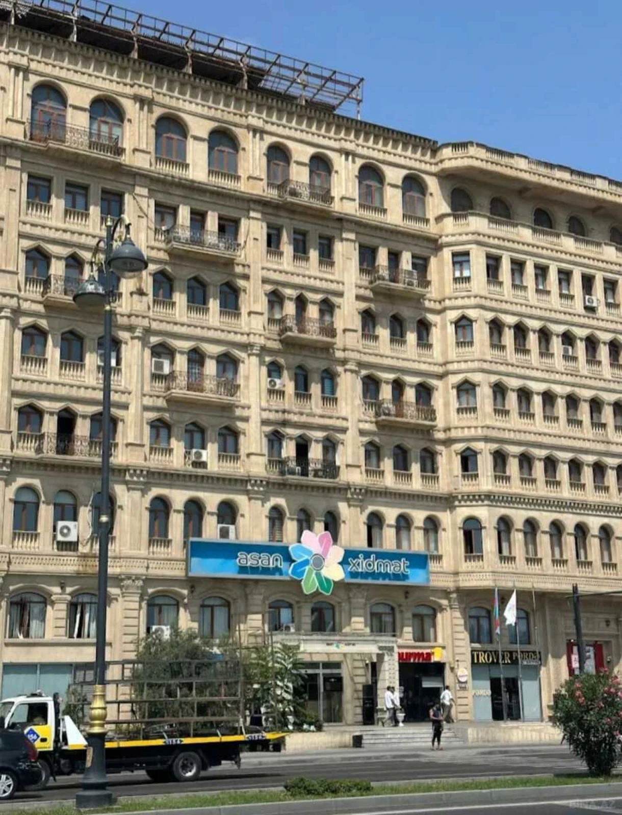 Kirayə verilir 2 otaqlı ofis 90 m²