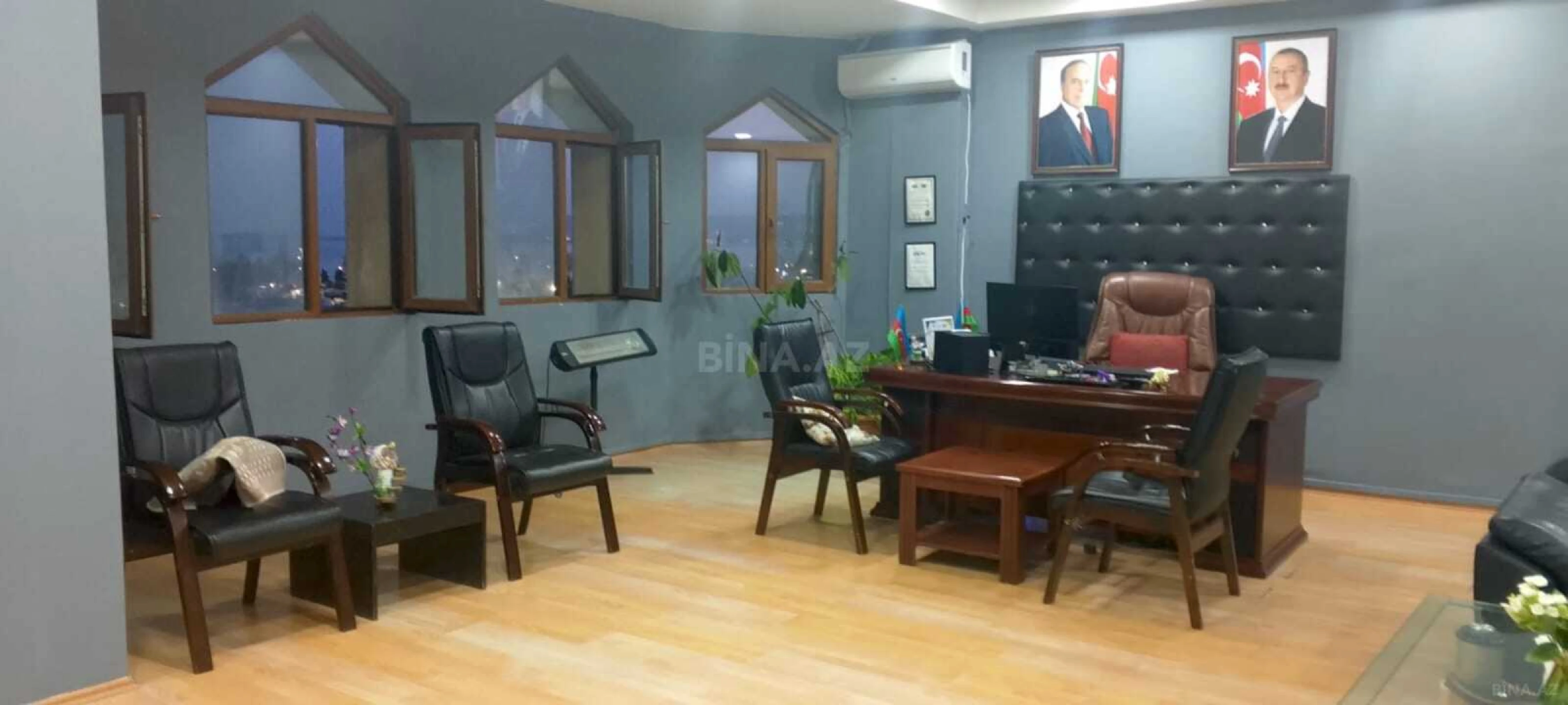 Kirayə verilir 2 otaqlı ofis 90 m²