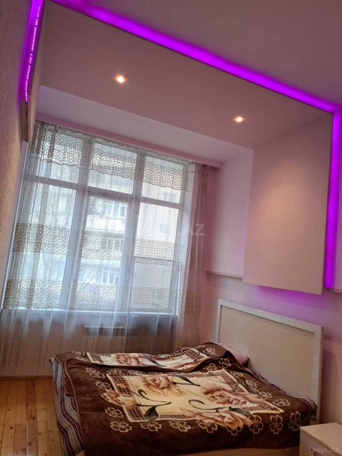 Satılır 2 otaqlı mənzil 45 m²