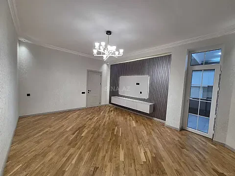 Satılır 3 otaqlı mənzil 95 m² — Bakı, Həzi Aslanov qəs. 3 otaq 95.00 m²
