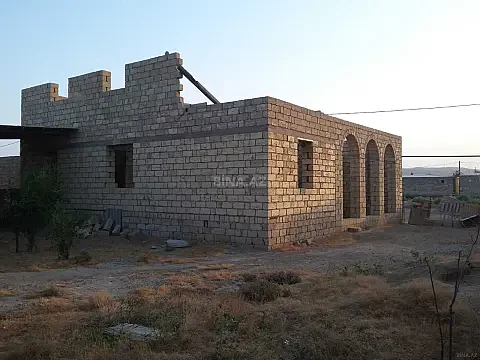 Satılır 4 otaqlı həyət evi 220 m² — Bakı 4 otaq 220.00 m²