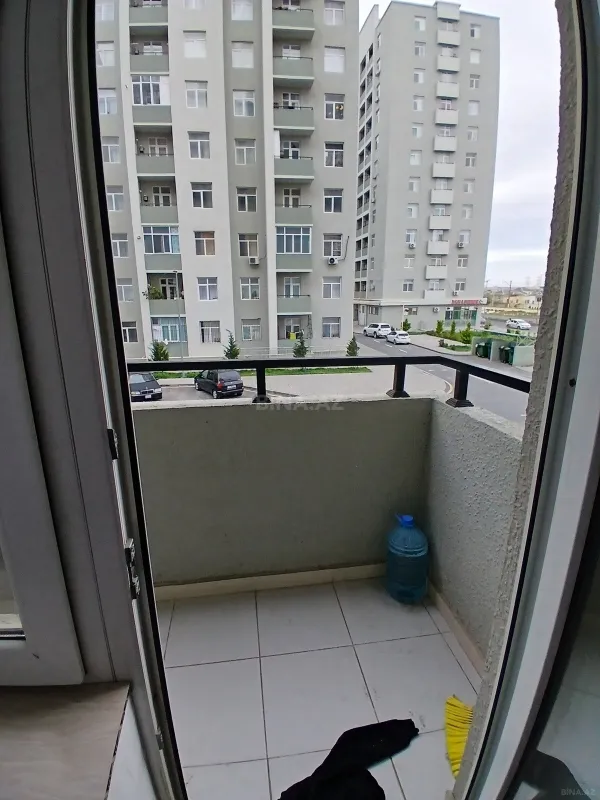 Kirayə verilir 3 otaqlı mənzil 77 m²