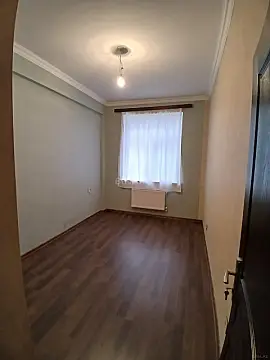Kirayə verilir 3 otaqlı mənzil 77 m²