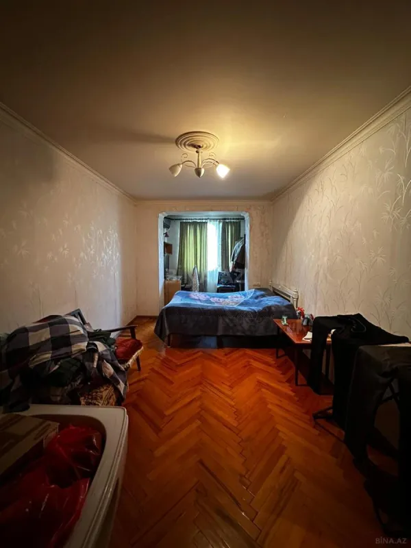 Satılır 3 otaqlı mənzil 92 m²