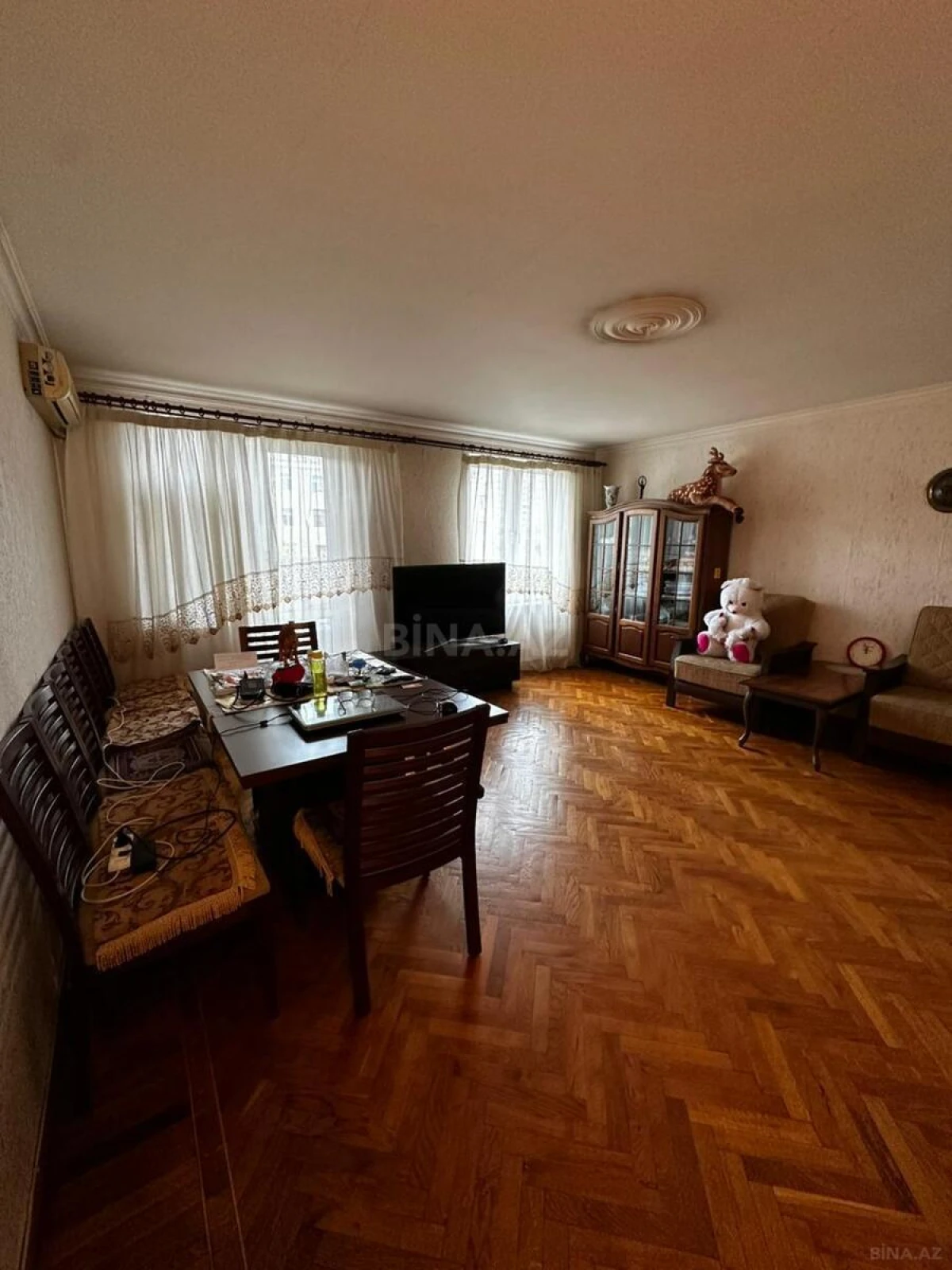 Satılır 3 otaqlı mənzil 92 m²