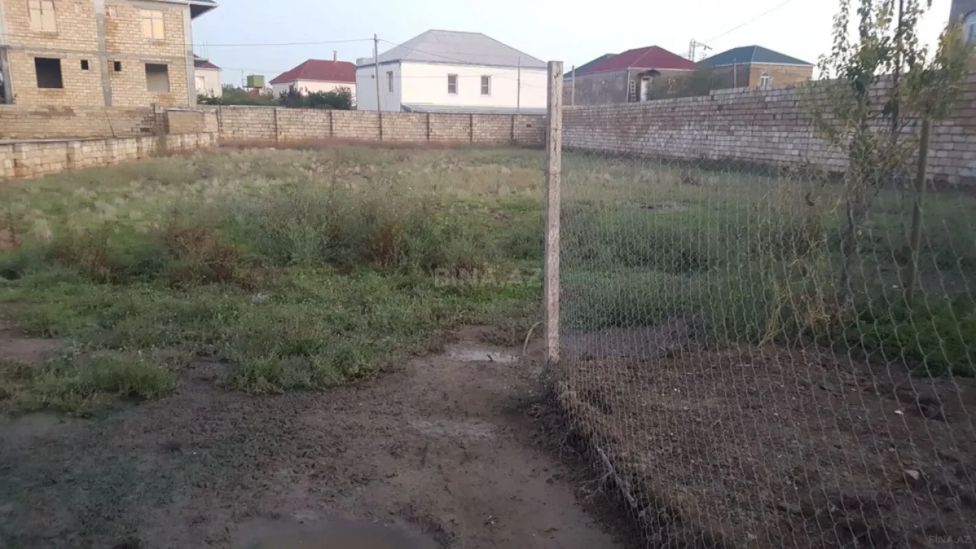 Satılır torpaq sahəsi 10 m²