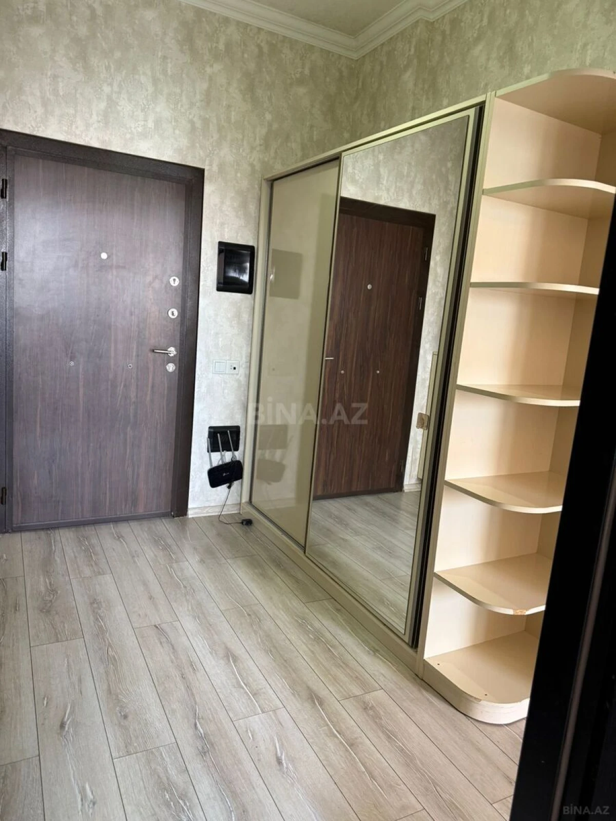 Kirayə verilir 2 otaqlı mənzil 57 m²