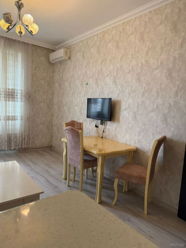 Kirayə verilir 2 otaqlı mənzil 57 m²