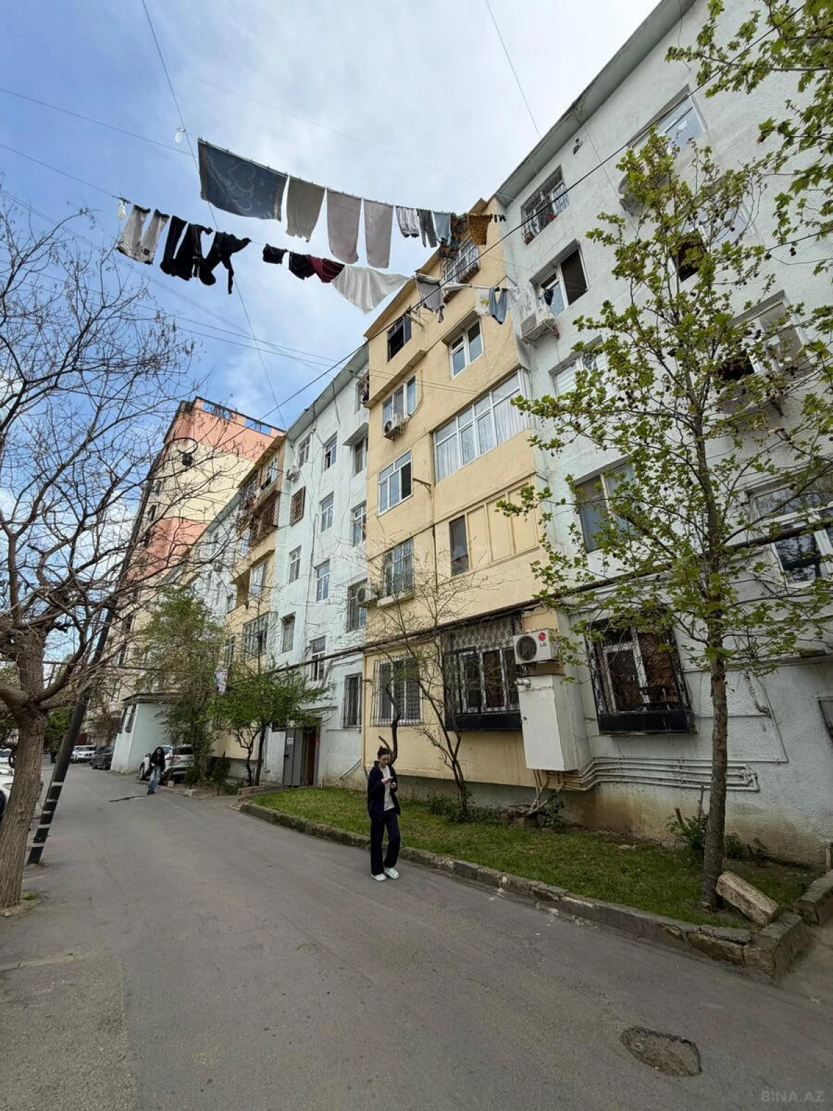 Satılır 2 otaqlı mənzil 55 m²