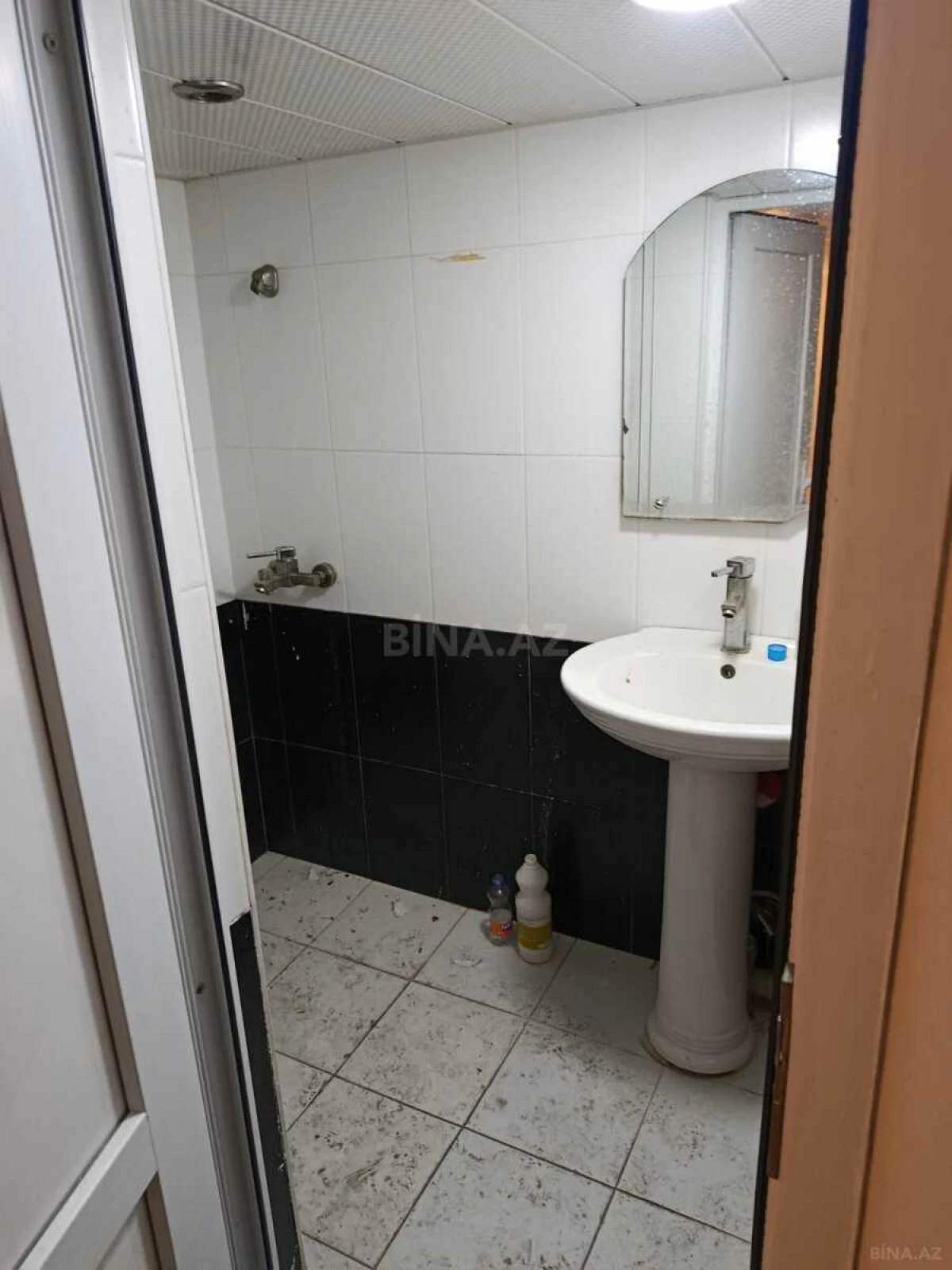 Kirayə verilir obyekt 220 m²