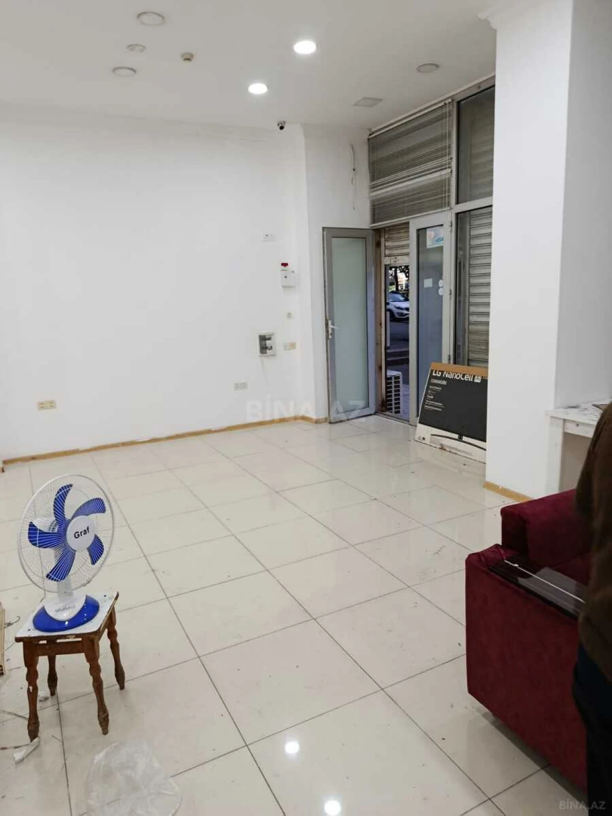 Kirayə verilir obyekt 220 m²