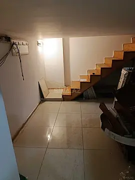 Kirayə verilir obyekt 220 m²