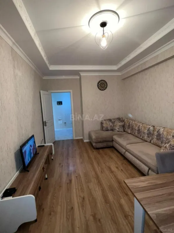 Kirayə verilir 2 otaqlı mənzil 65 m²