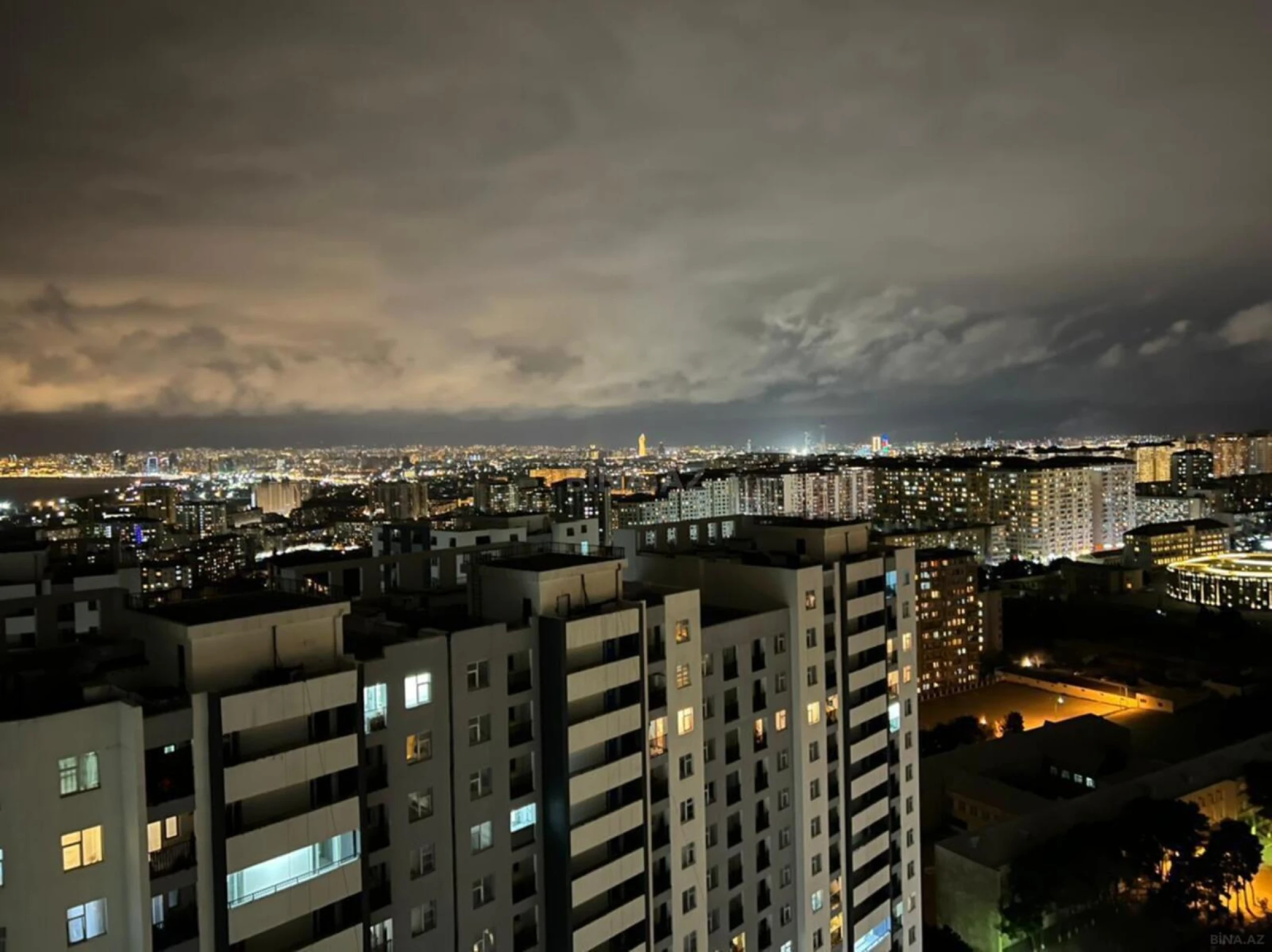 Kirayə verilir 2 otaqlı mənzil 65 m²