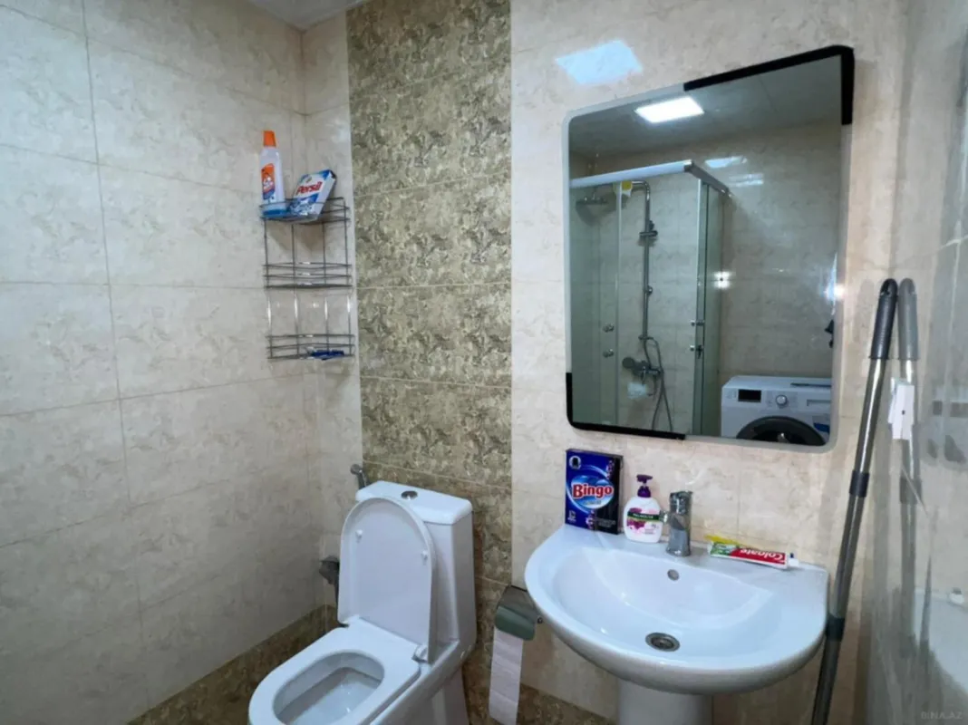 Kirayə verilir 2 otaqlı mənzil 65 m²
