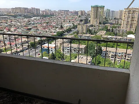 Kirayə verilir 3 otaqlı mənzil 130 m²