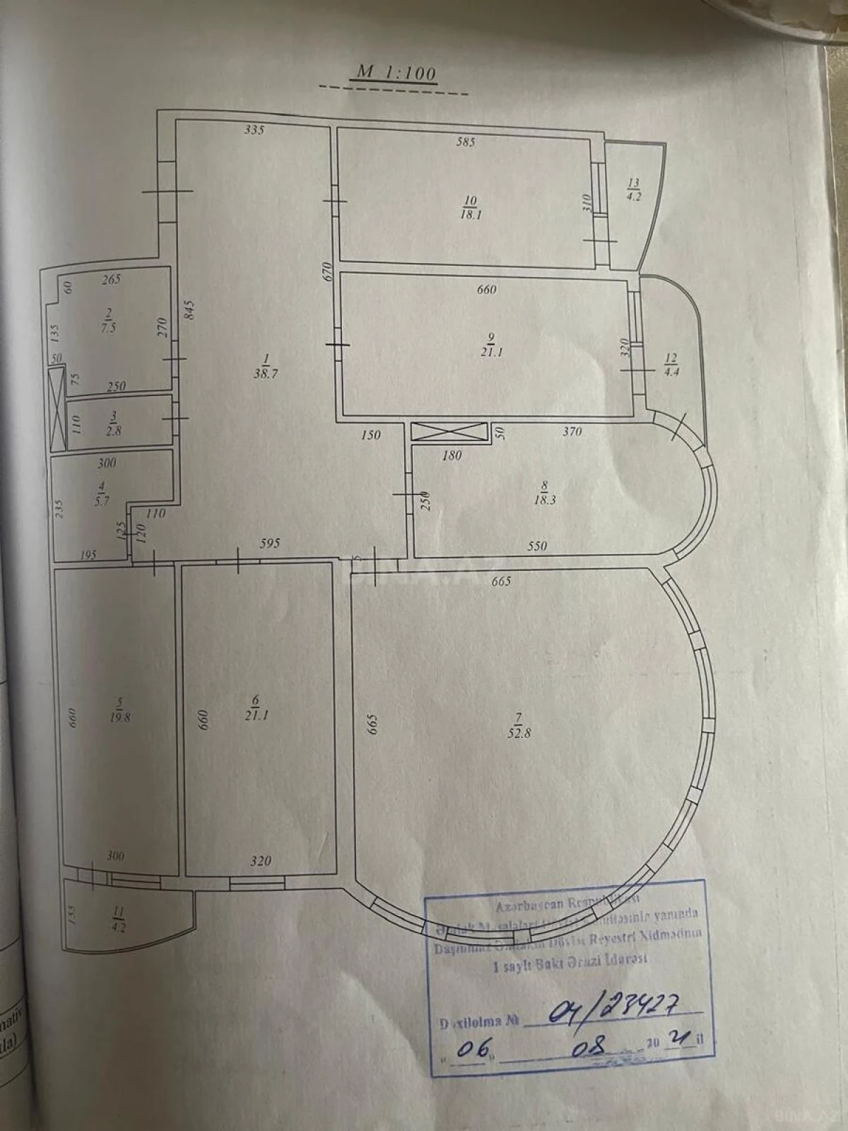 Satılır 5 otaqlı mənzil 226 m²