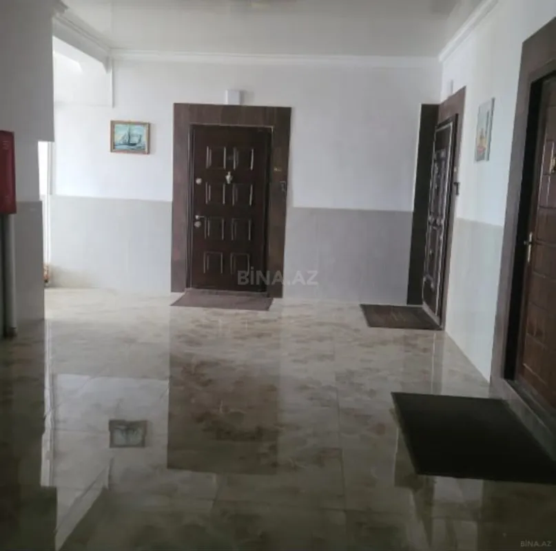 Satılır 2 otaqlı mənzil 92 m²