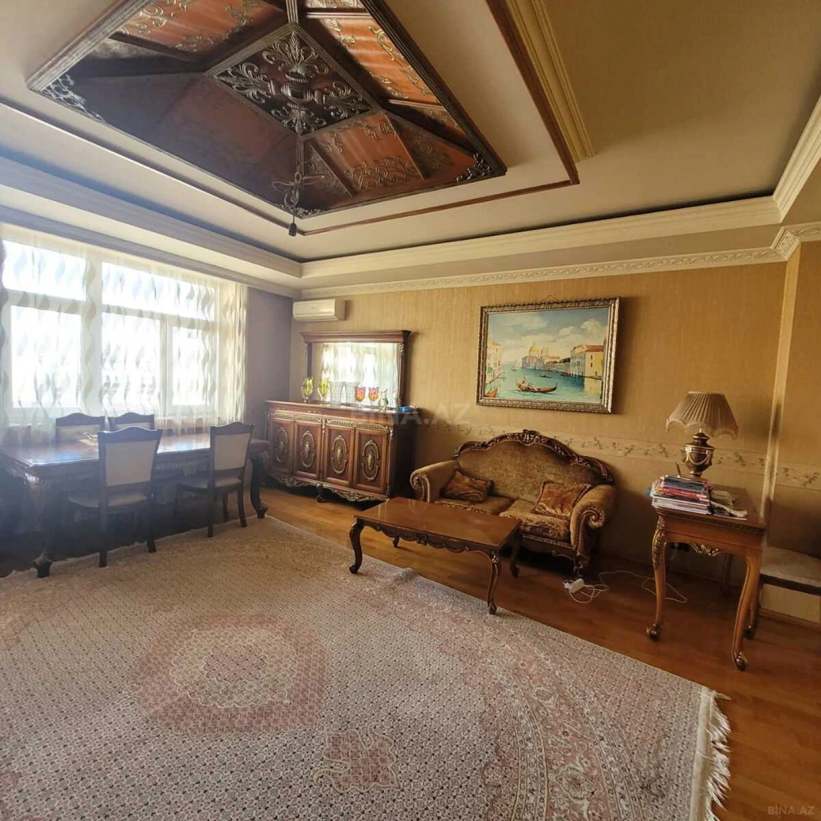 Satılır 2 otaqlı mənzil 92 m²