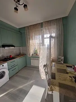 Kirayə verilir 3 otaqlı mənzil 86 m²
