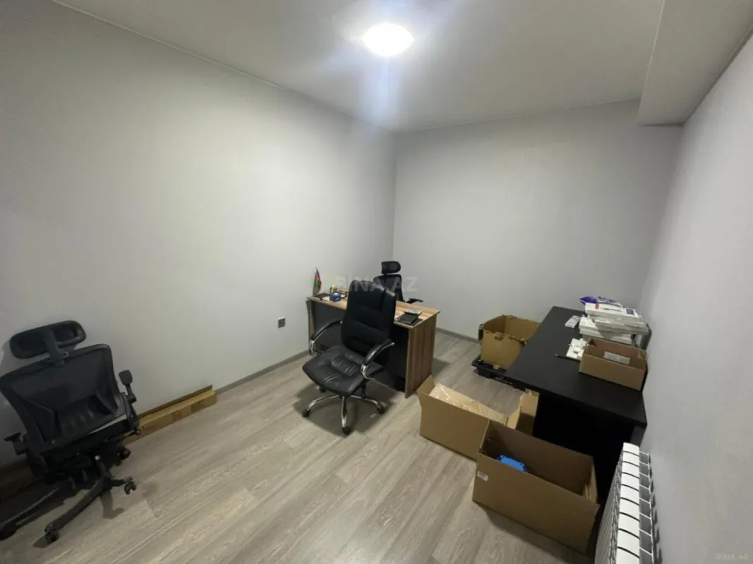 Kirayə verilir 1 otaqlı ofis 13 m²