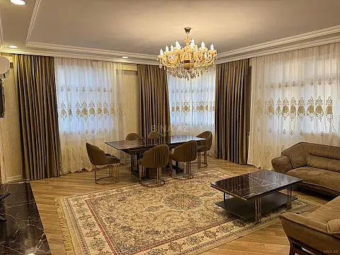 Satılır 3 otaqlı mənzil 141 m² — Xırdalan 3 otaq 141.00 m²