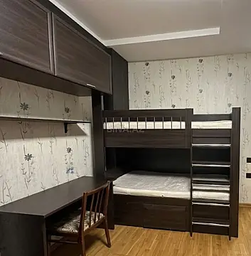Kirayə verilir 2 otaqlı mənzil 68 m²