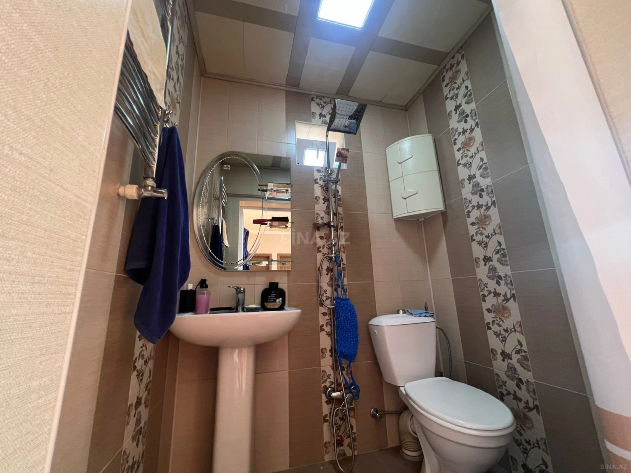 Satılır 7 otaqlı həyət evi 200 m²