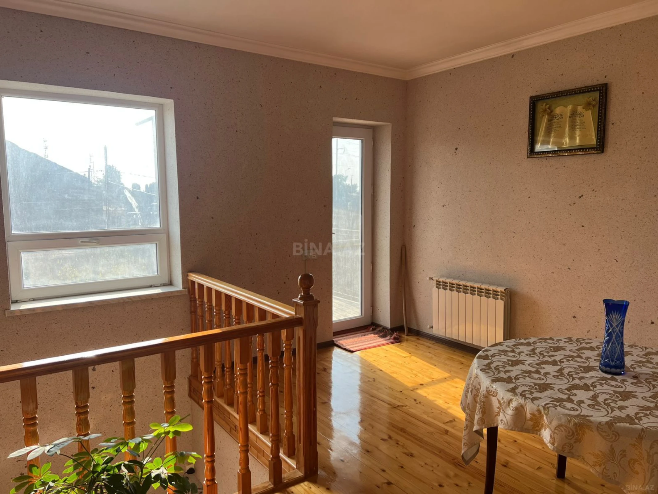 Satılır 7 otaqlı həyət evi 200 m²