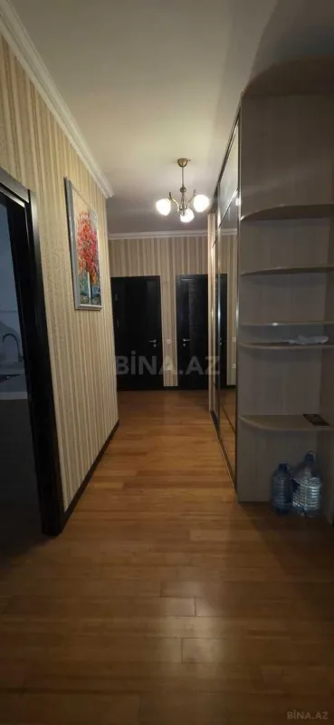 Kirayə verilir 3 otaqlı mənzil 105 m²