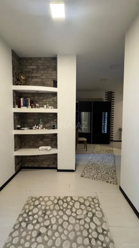 Kirayə verilir 4 otaqlı mənzil 112 m²