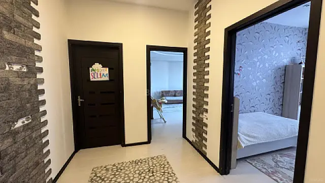 Kirayə verilir 4 otaqlı mənzil 112 m²
