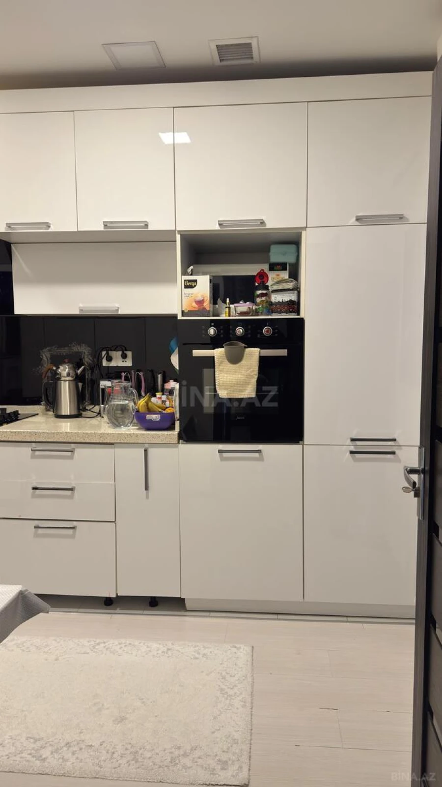 Kirayə verilir 4 otaqlı mənzil 112 m²