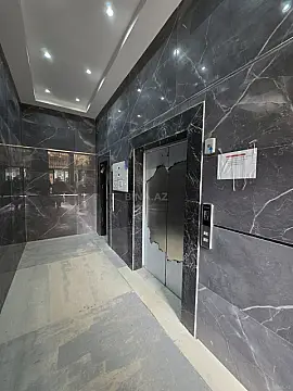 Satılır 2 otaqlı mənzil 111 m²