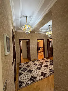 Satılır 2 otaqlı mənzil 100 m²