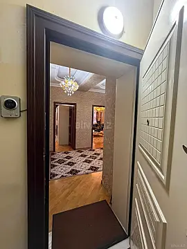 Satılır 2 otaqlı mənzil 100 m²