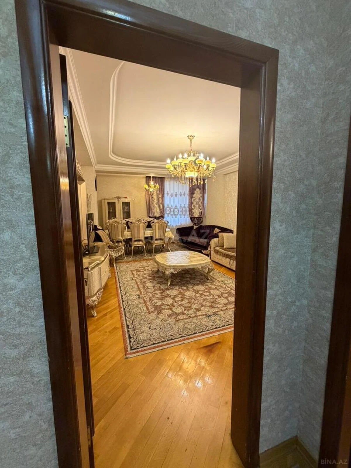 Satılır 2 otaqlı mənzil 100 m²