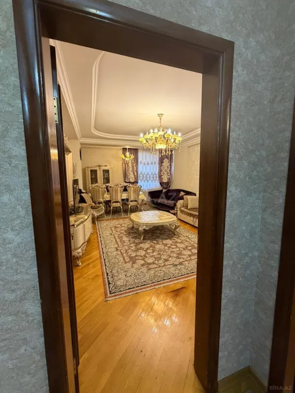 Satılır 2 otaqlı mənzil 100 m²