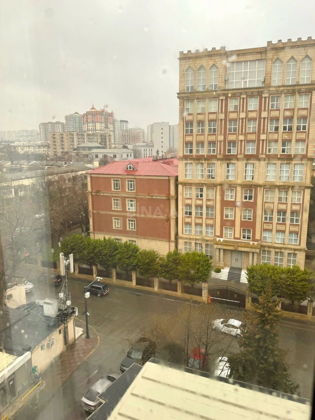 Satılır 3 otaqlı mənzil 100 m²