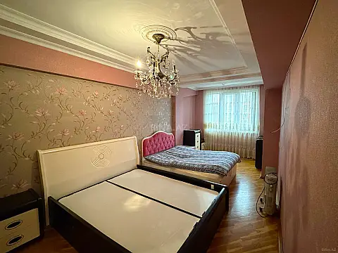 Satılır 3 otaqlı mənzil 100 m²