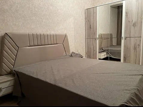 Satılır 2 otaqlı mənzil 82 m²